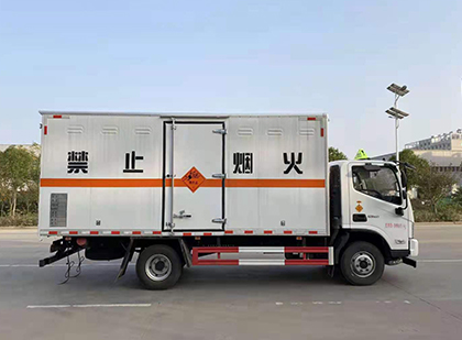 景东爆破器材运输车